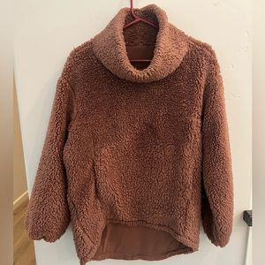 Lululemon Sherpa pull over